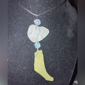 #114handmade hanging seaglass necklace